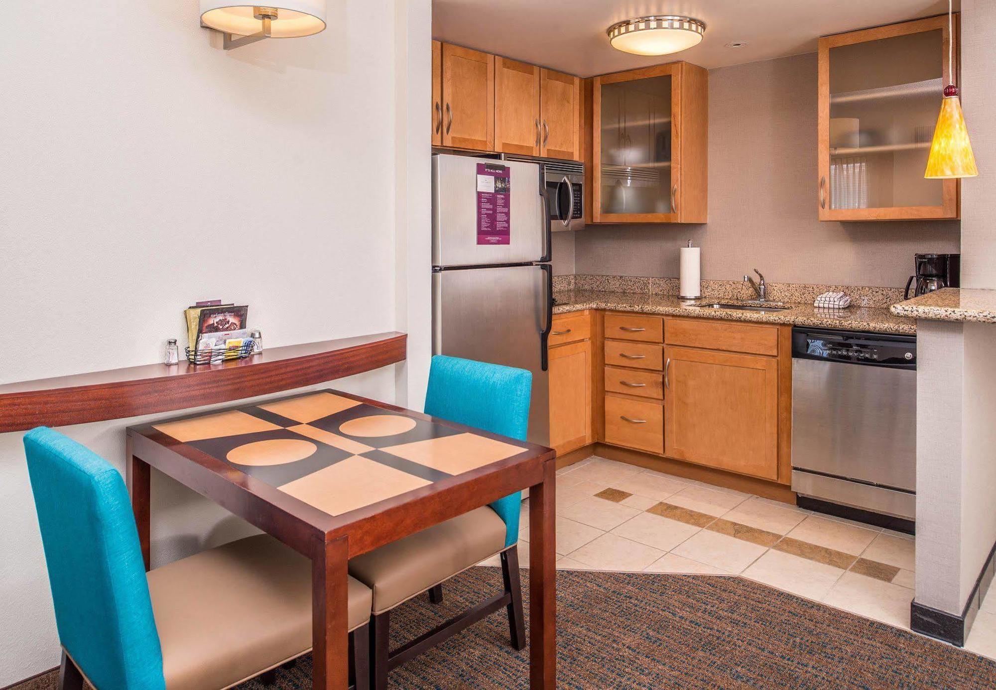 Residence Inn Pittsburgh North Shore Buitenkant foto